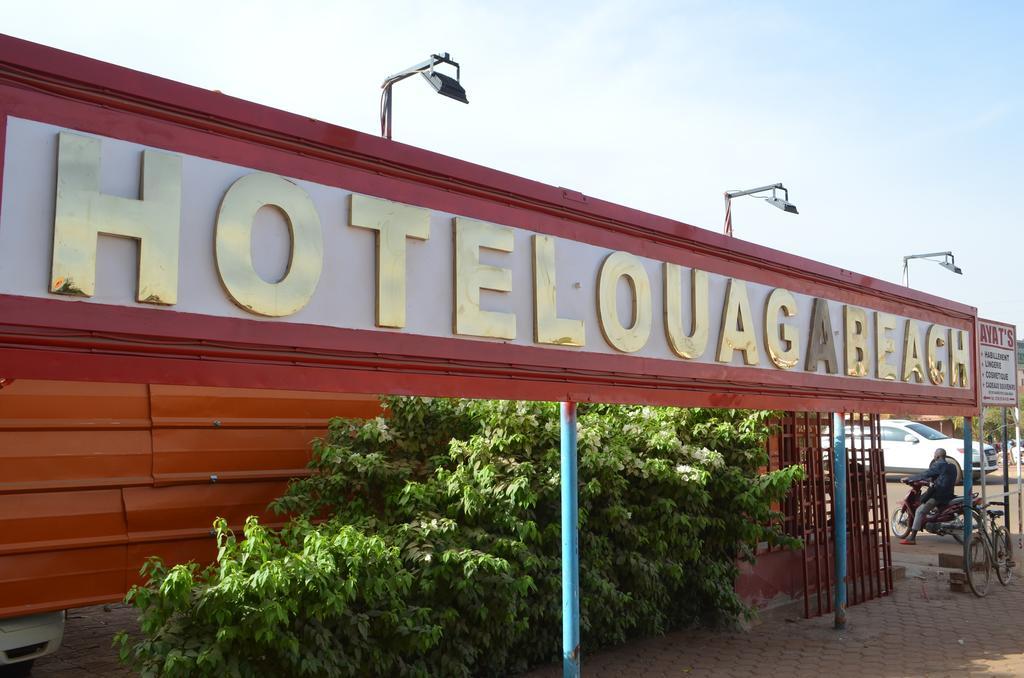 Ouaga Beach Hotel Ouagadougou Bagian luar foto