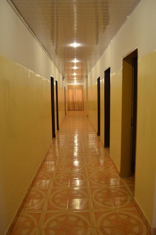 Ouaga Beach Hotel Ouagadougou Bagian luar foto