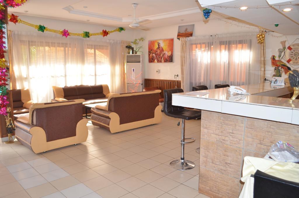 Ouaga Beach Hotel Ouagadougou Bagian luar foto